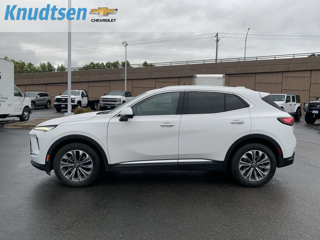 Used 2024 Buick Envision Preferred AWD/4WD image 4