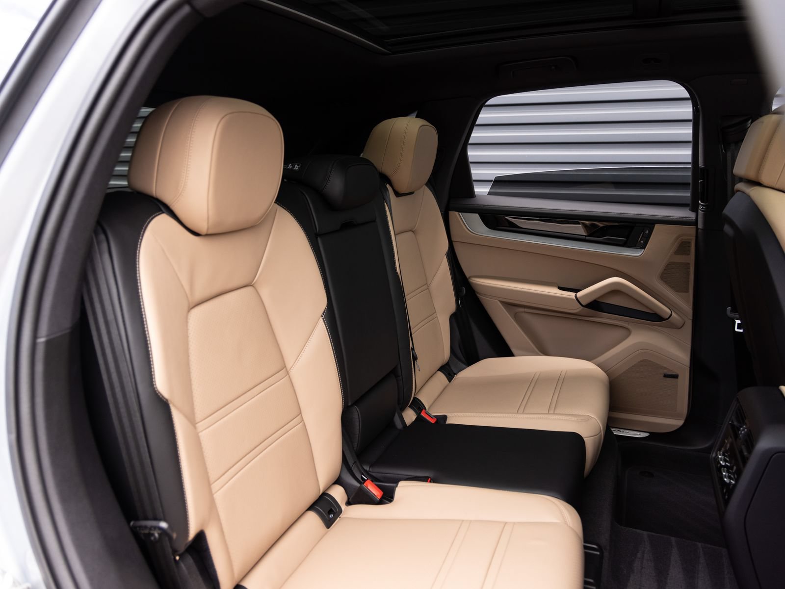 New 2026 Porsche Cayenne S AWD/4WD image 31