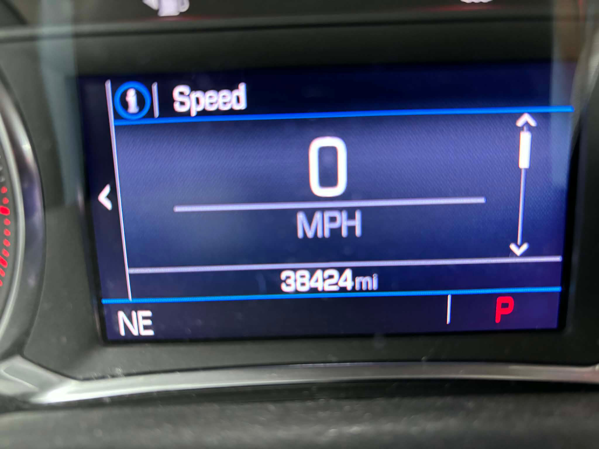 Used 2021 GMC Acadia SLE w/ Driver Convenience Package image 17