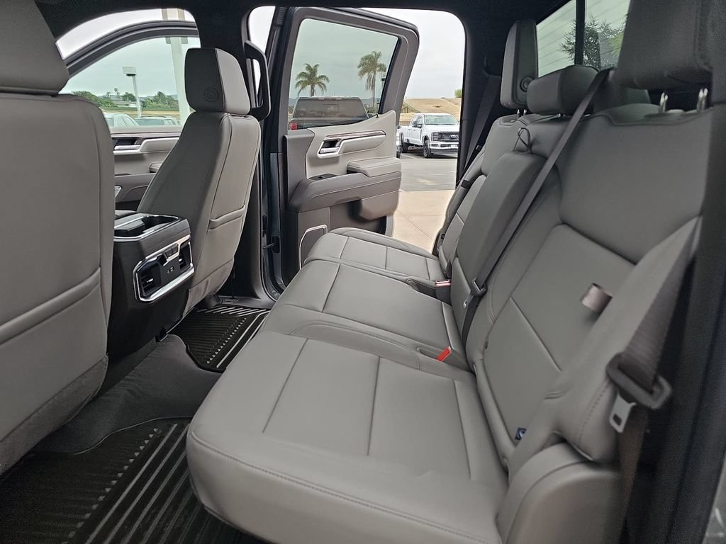 New 2026 Chevrolet Silverado 1500 LTZ w/ Technology Package AWD/4WD image 13