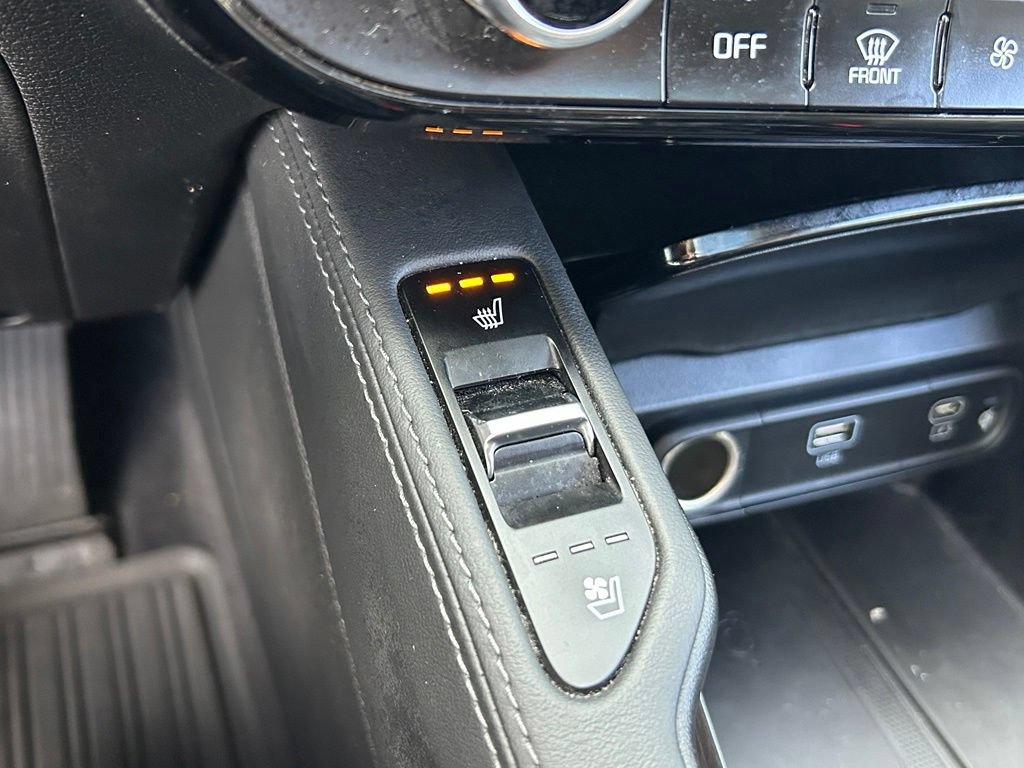 Used 2023 Kia Telluride EX w/ EX Captain's Chair Package FWD image 28