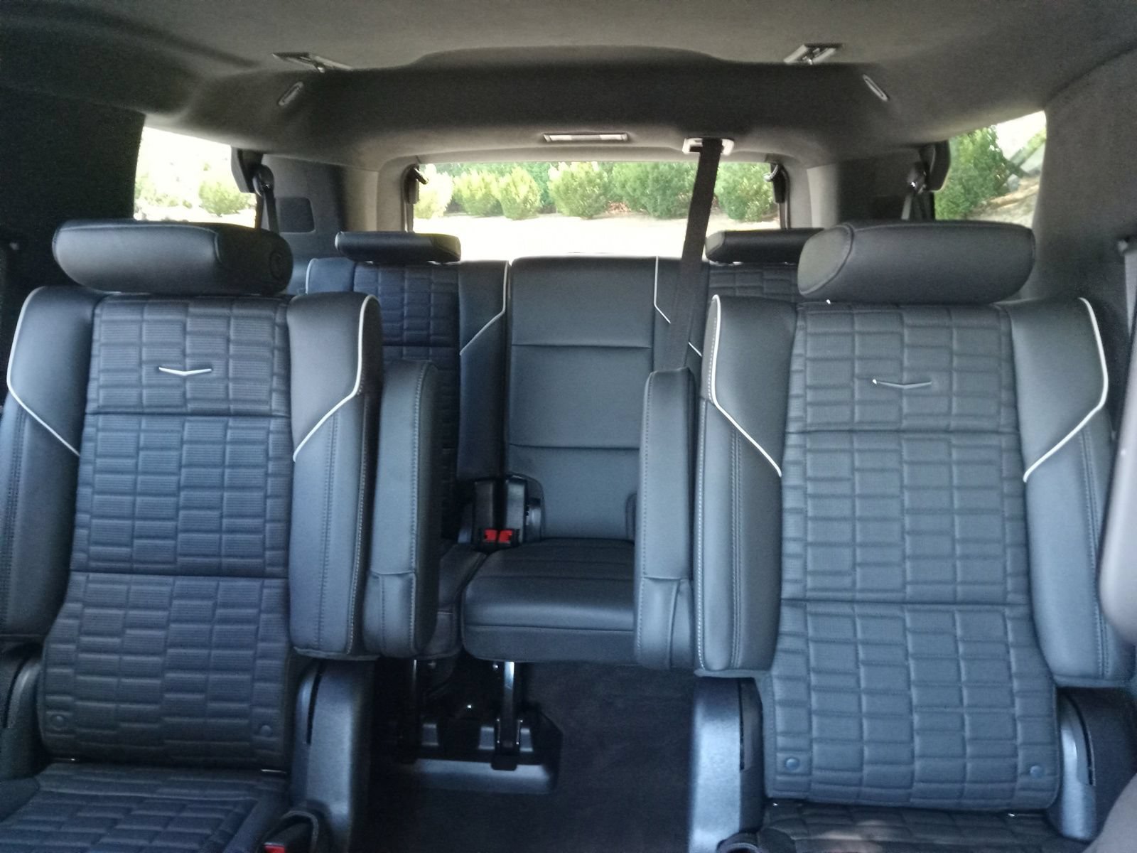 Used 2025 Cadillac Escalade V AWD/4WD image 25