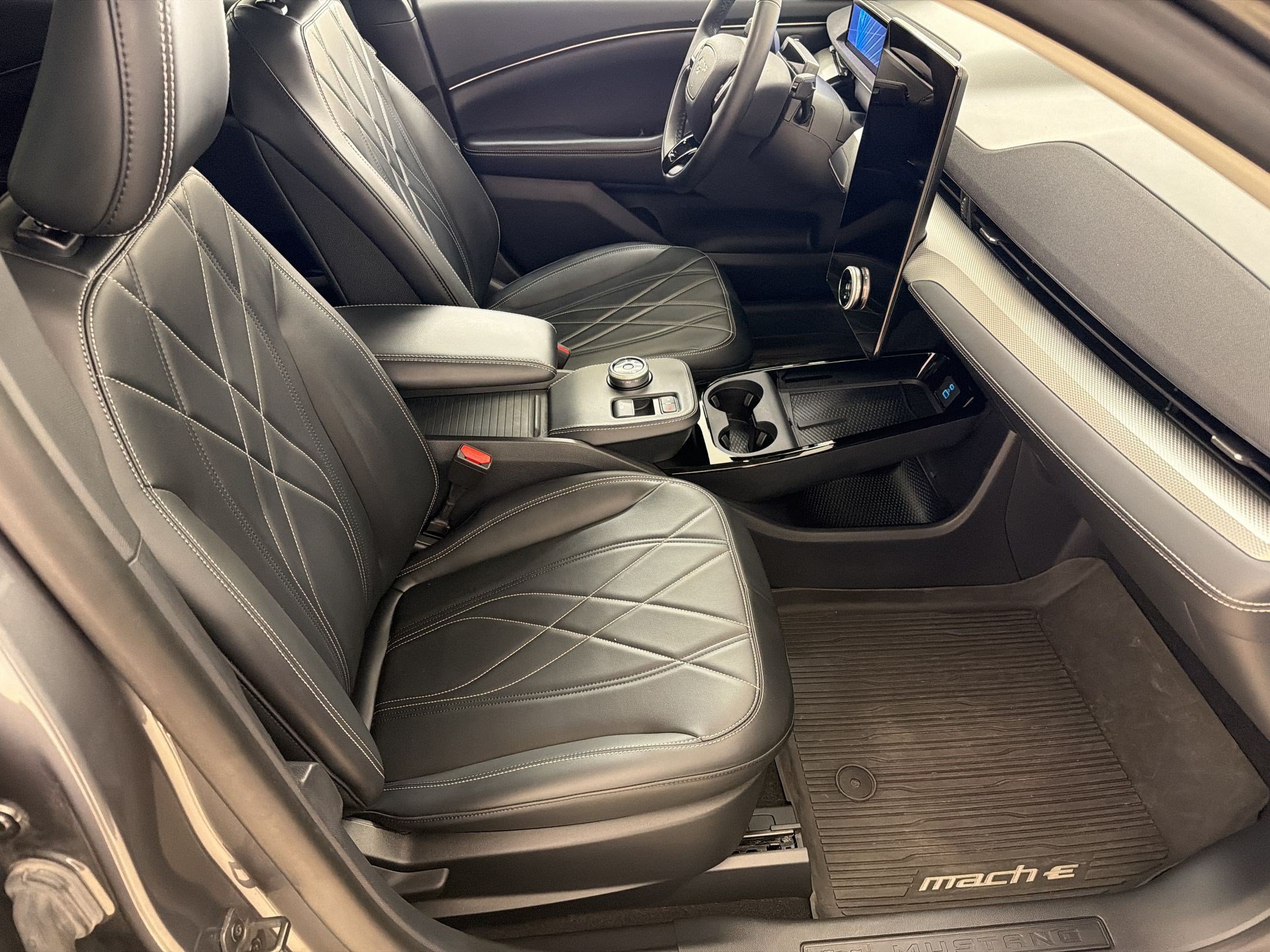 Certified 2023 Ford Mustang Mach-E Select AWD/4WD image 24