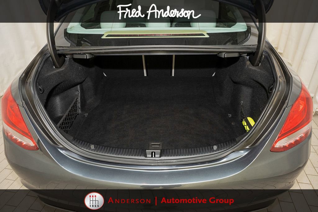Used 2016 Mercedes-Benz C 300 4MATIC Sedan image 5