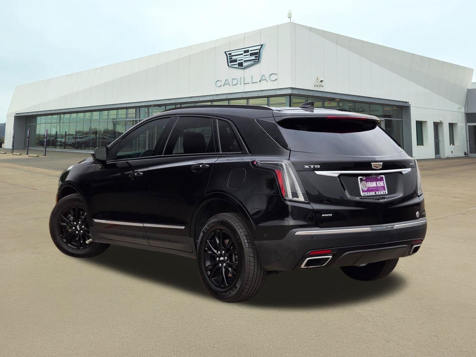 Used 2020 Cadillac XT5 Sportv w/ Platinum Package AWD/4WD image 4