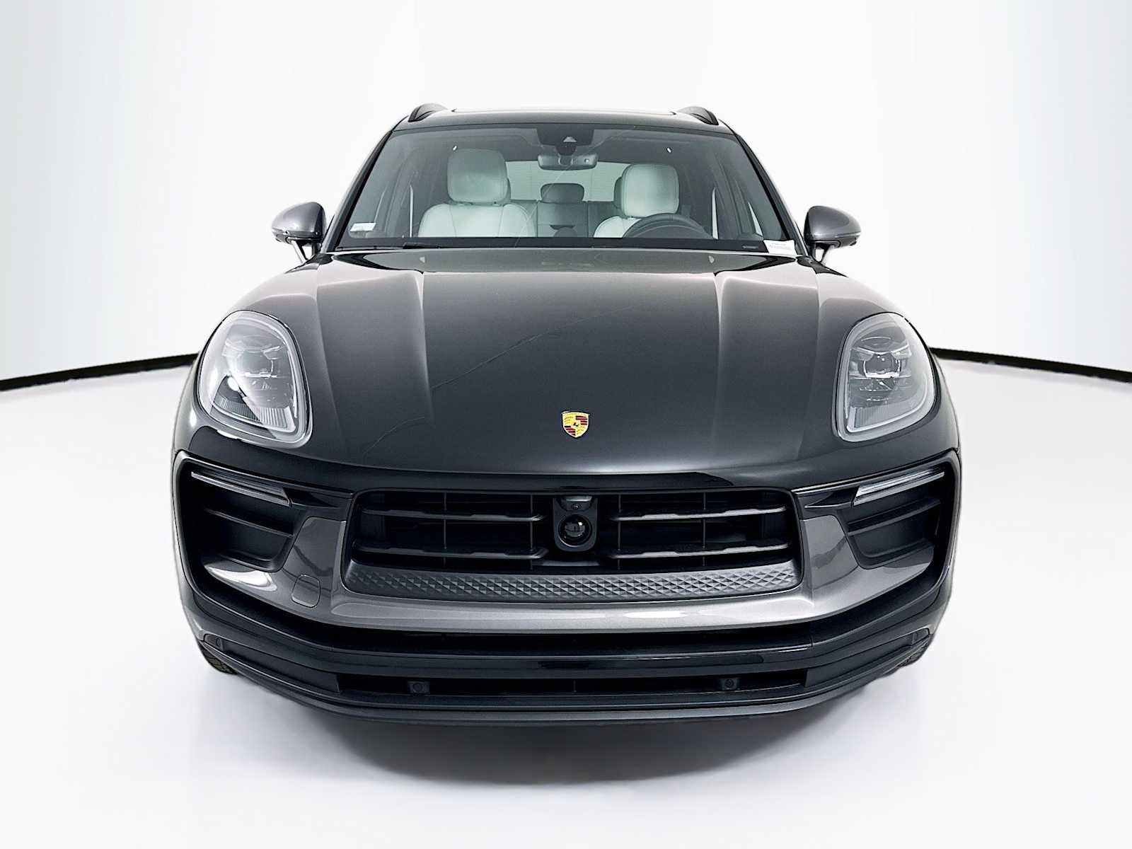 New 2026 Porsche Macan Turbo AWD/4WD image 6