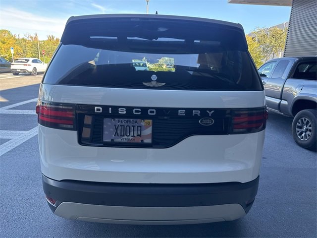 Used 2021 Land Rover Discovery S image 7