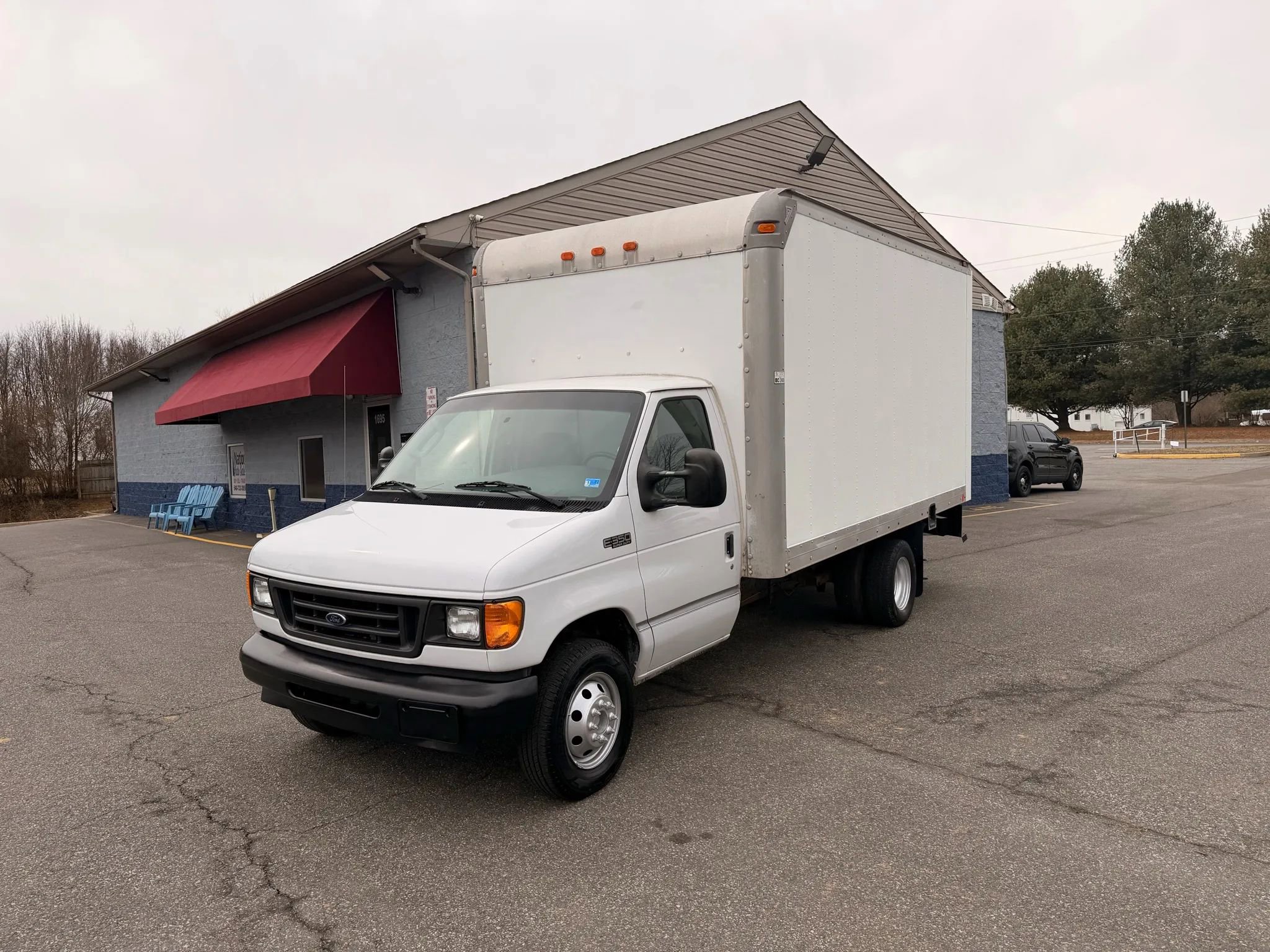 Used 2003 Ford E-350 and Econoline 350 Super Duty image 1