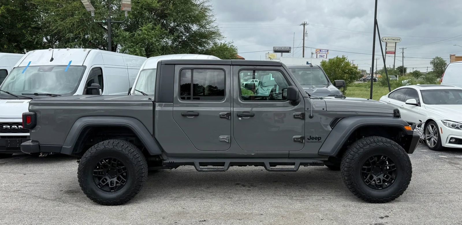 Used 2020 Jeep Gladiator Sport w/ Quick Order Package 24S AWD/4WD image 7