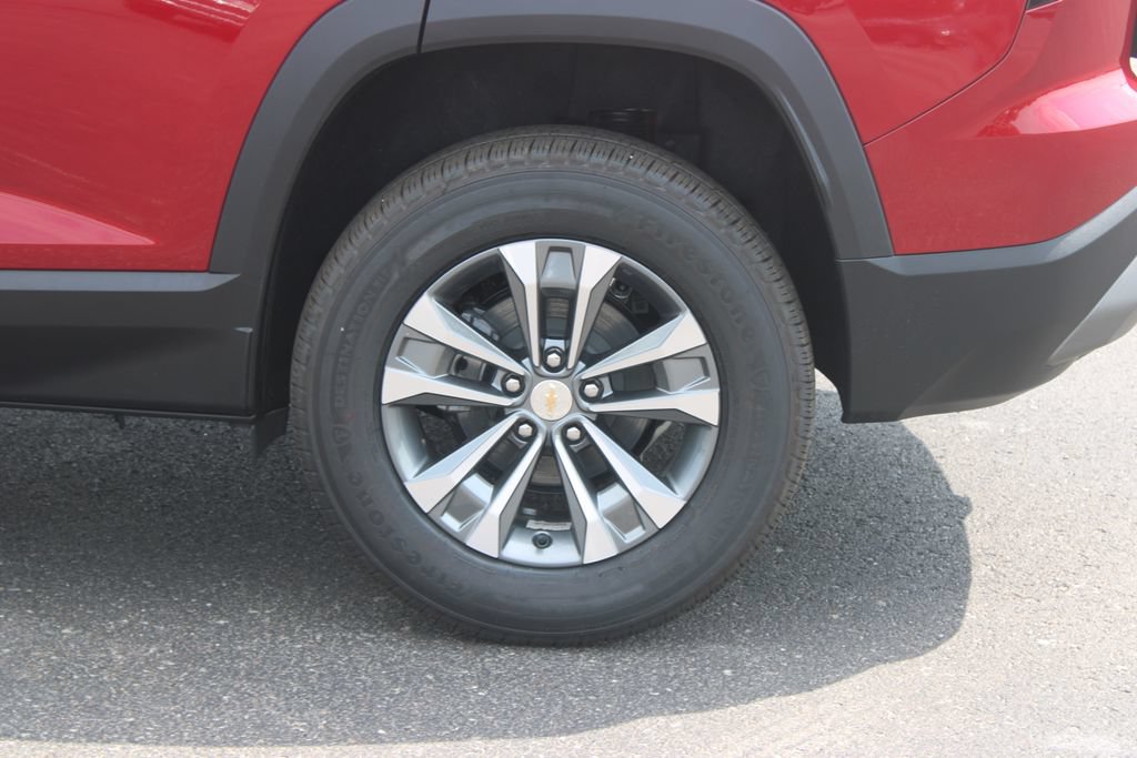 New 2027 Chevrolet Equinox LT w/ Convenience Package II FWD image 19