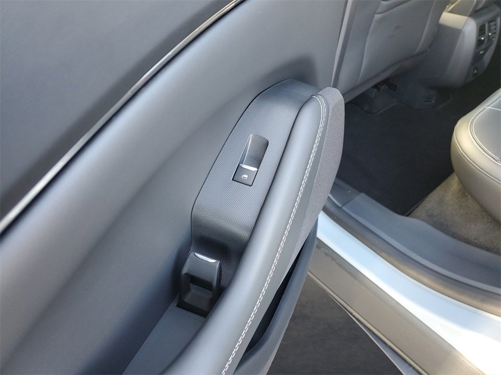 New 2025 Ford Mustang Mach-E Select image 9