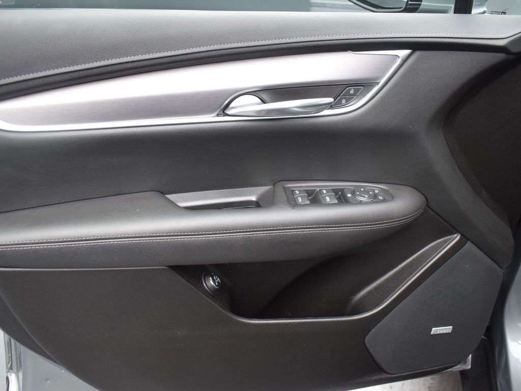 Certified 2023 Cadillac XT5 Luxury image 11