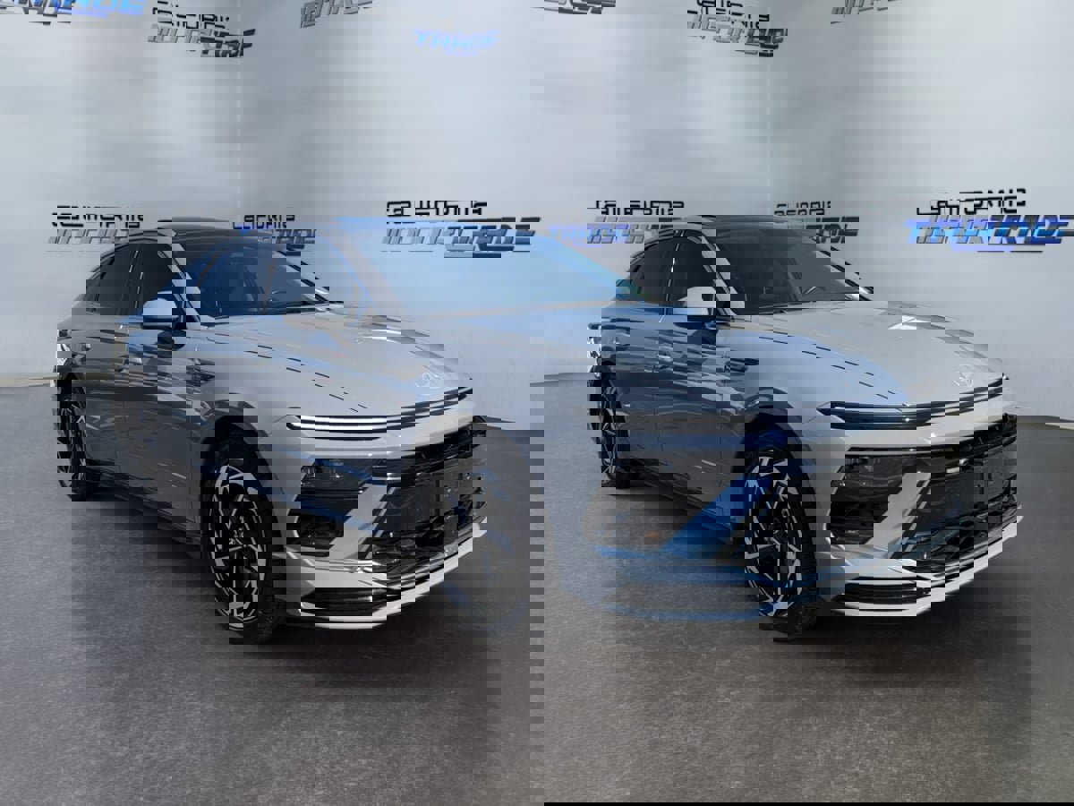 Used 2024 Hyundai Sonata SEL w/ Convenience Package image 3