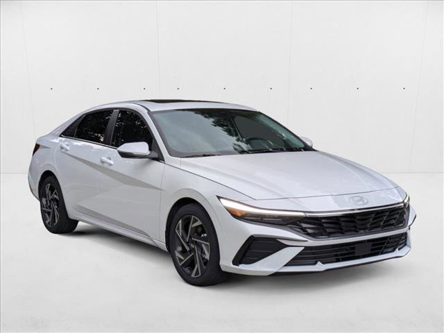 New 2025 Hyundai Elantra Limited image 9