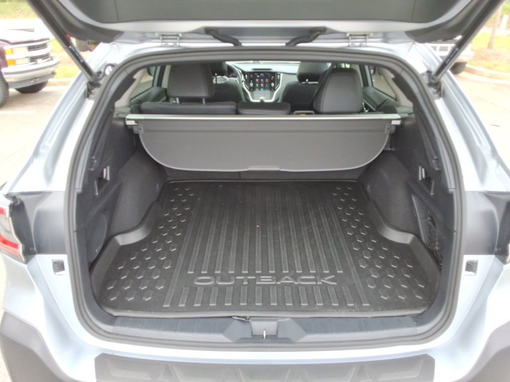 Used 2024 Subaru Outback Limited XT image 16