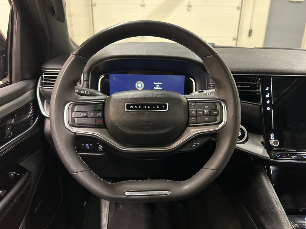 Used 2024 Jeep Wagoneer L Series II w/ Convenience Group I image 21