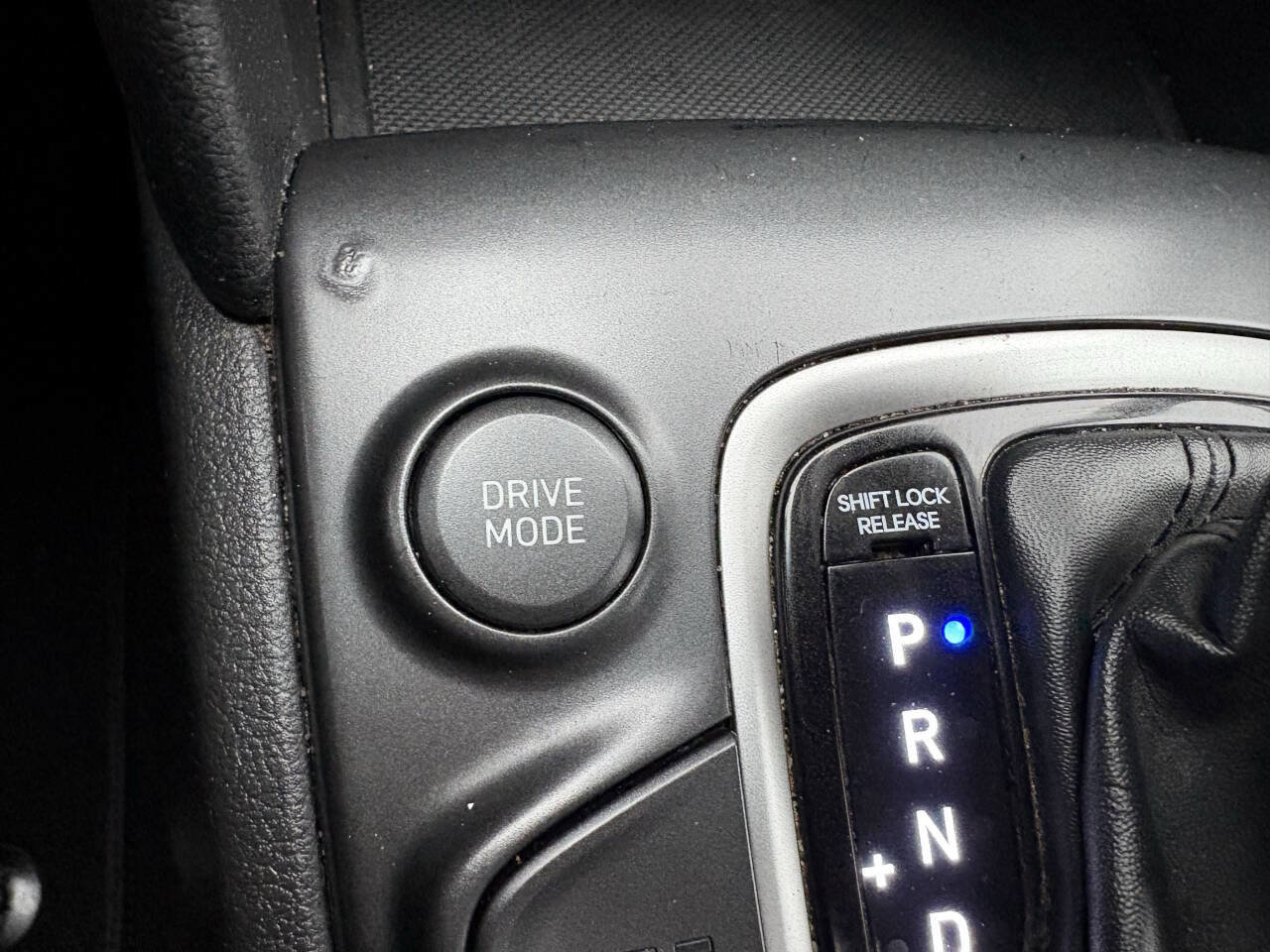 Used 2018 Hyundai Kona SEL w/ SEL Tech Package 02 image 28