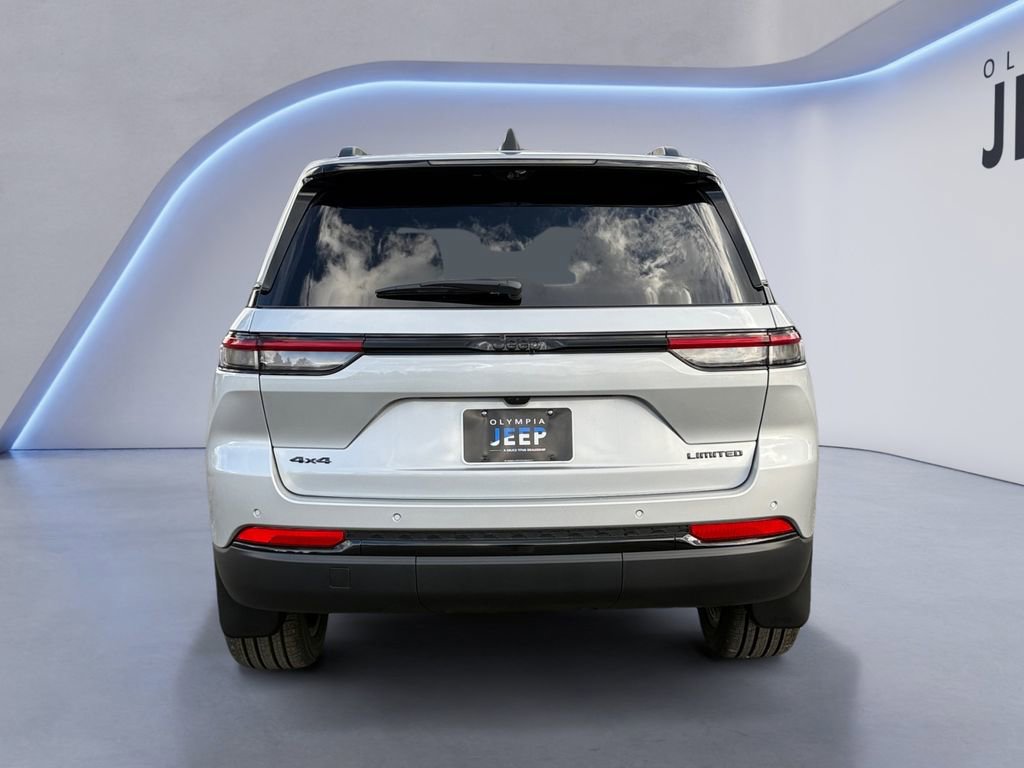 New 2025 Jeep Grand Cherokee Limited image 4