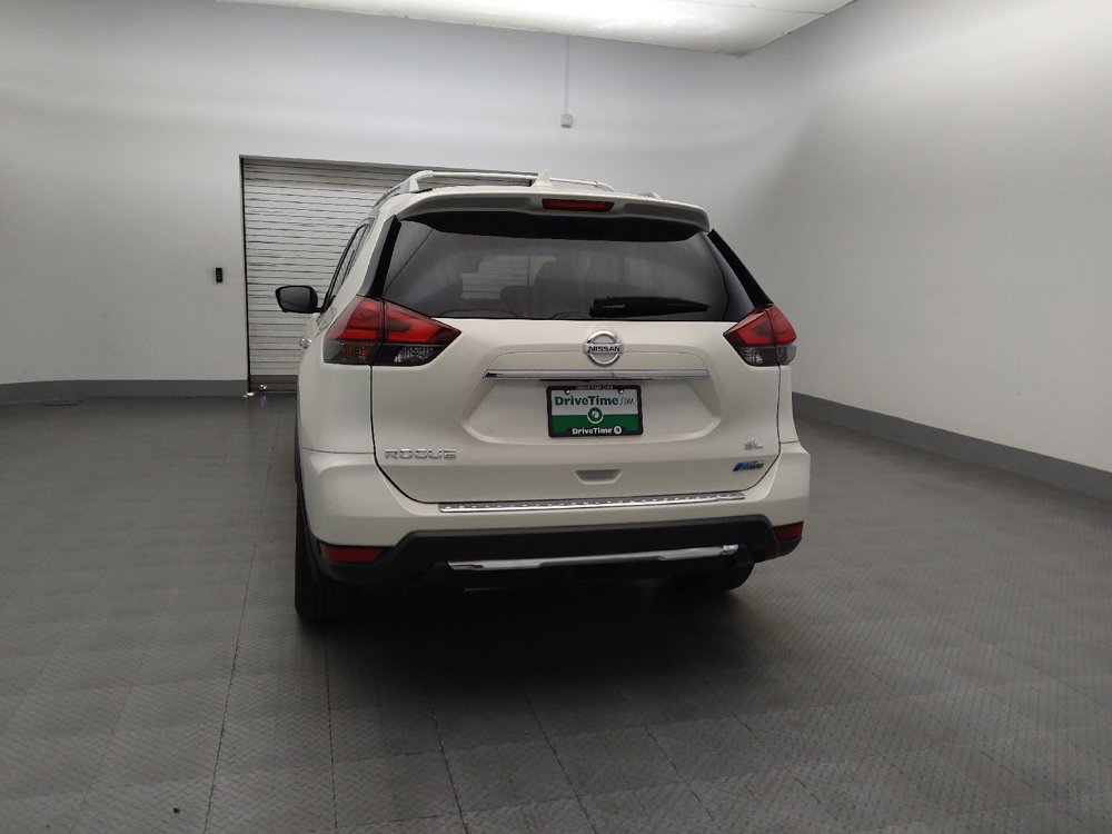 Used 2017 Nissan Rogue SL w/ SL HEV Premium Package FWD image 6