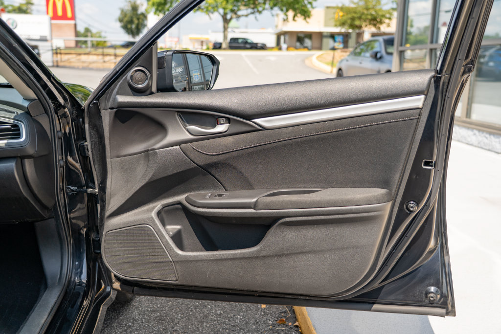 Used 2018 Honda Civic EX-T image 16