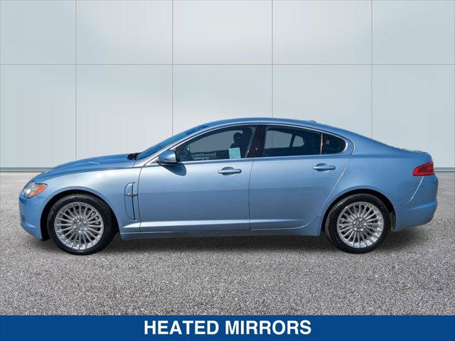 Used 2010 Jaguar XF Luxury RWD image 2