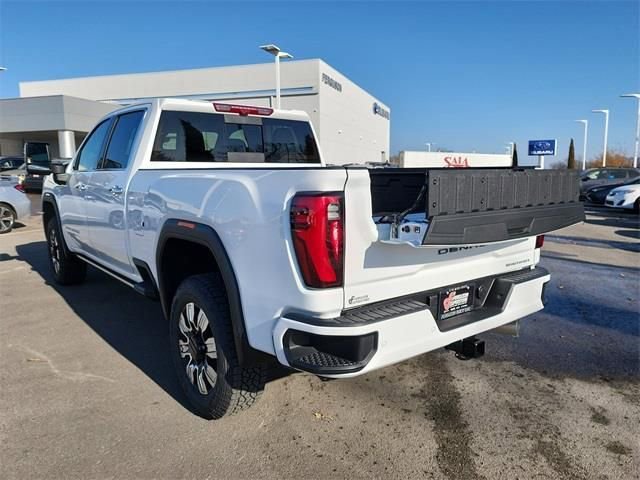 New 2026 GMC Sierra 2500 Denali w/ Denali Reserve Package image 6