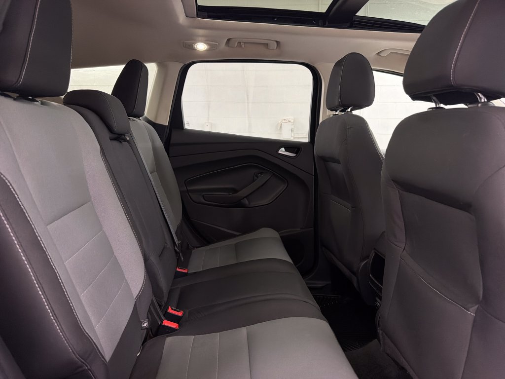 Used 2016 Ford Escape SE FWD image 27