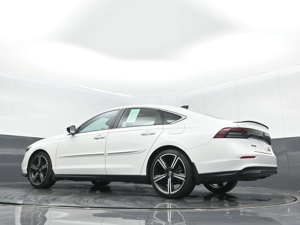 Used 2024 Honda Accord Sport image 17
