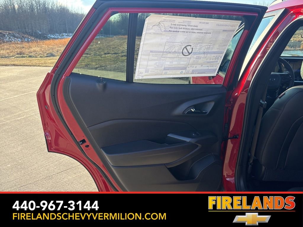New 2026 Chevrolet Trax RS w/ Sunroof Package image 40