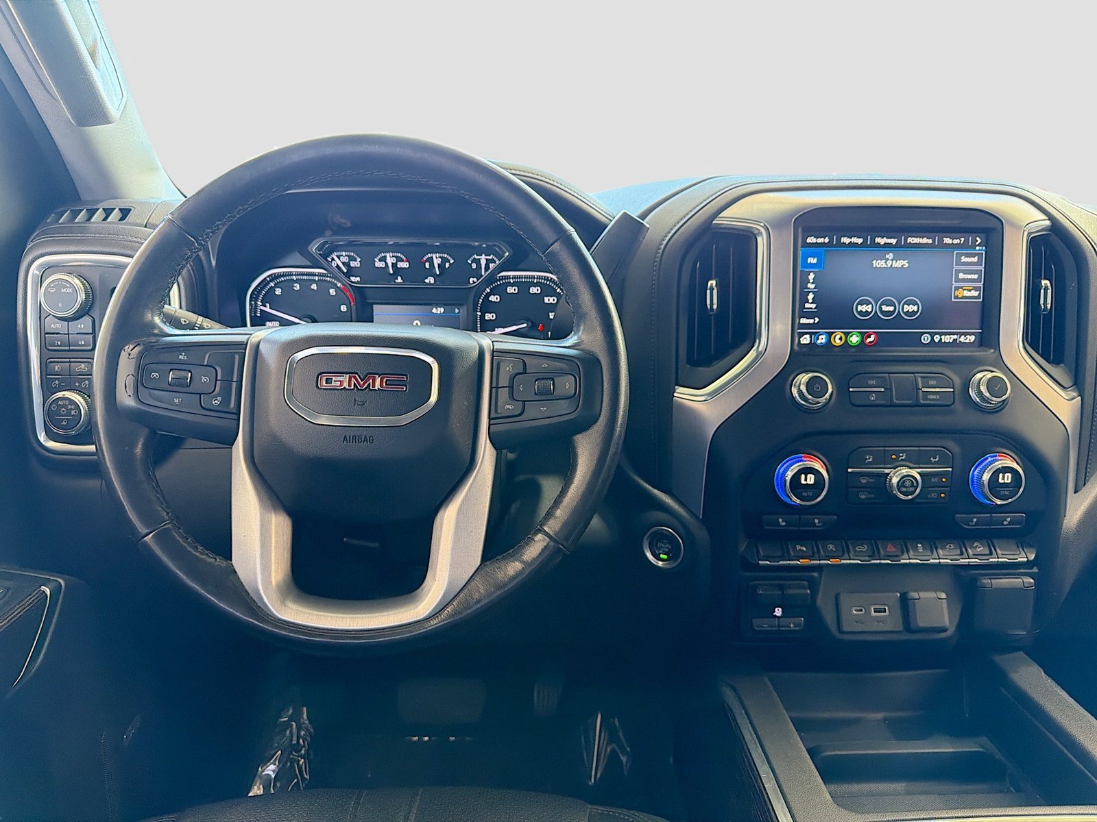 Used 2020 GMC Sierra 1500 Elevation w/ Elevation Value Package AWD/4WD image 13