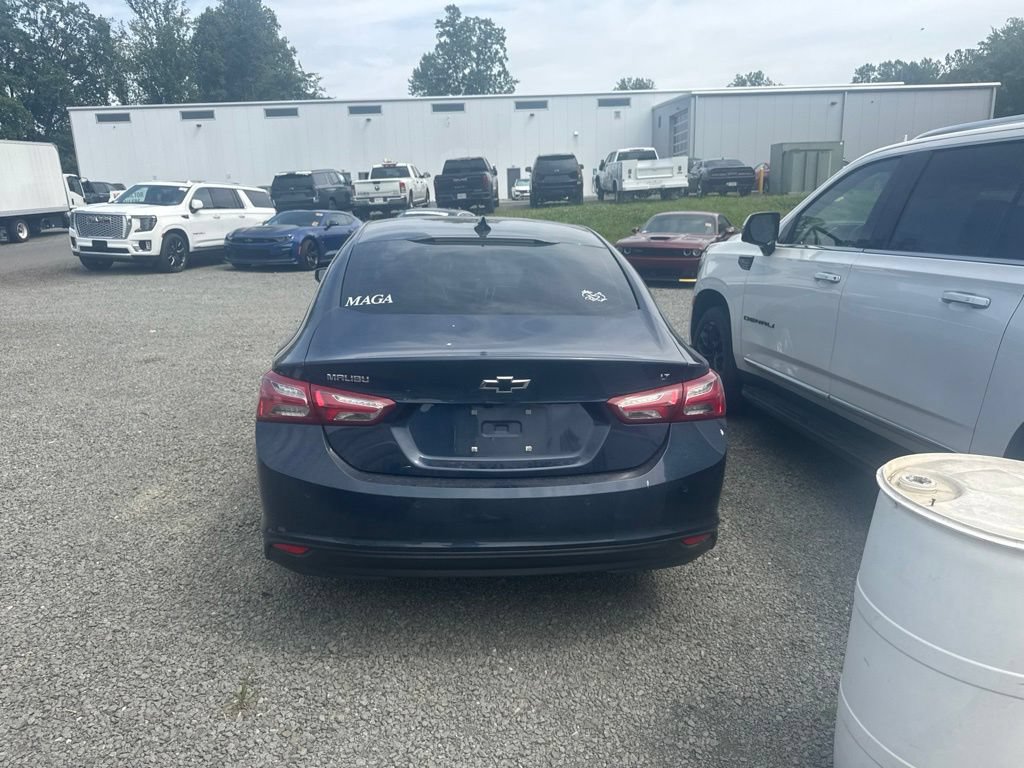 Used 2022 Chevrolet Malibu LT FWD image 6