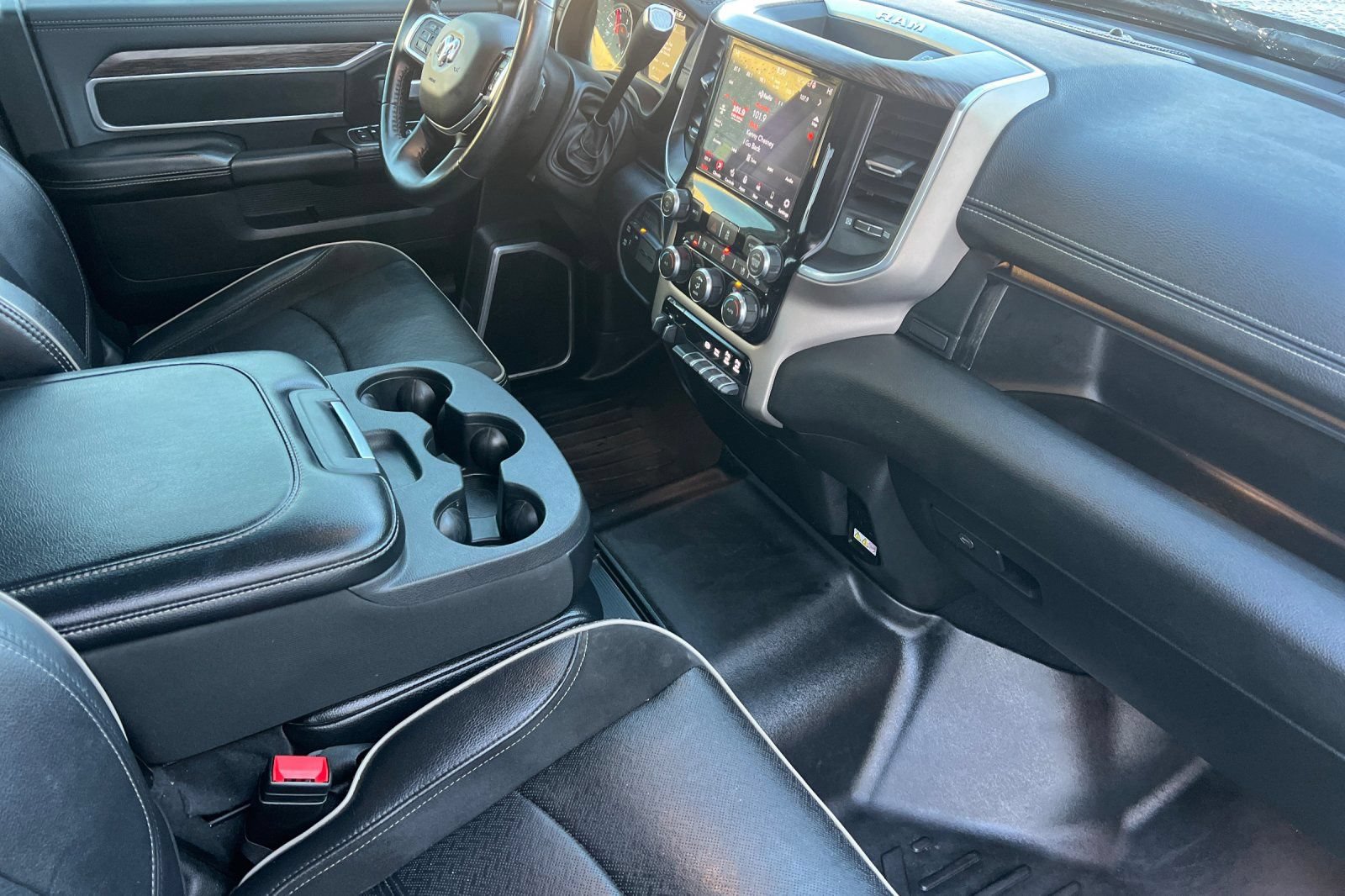 Used 2020 RAM 3500 Laramie AWD/4WD image 15