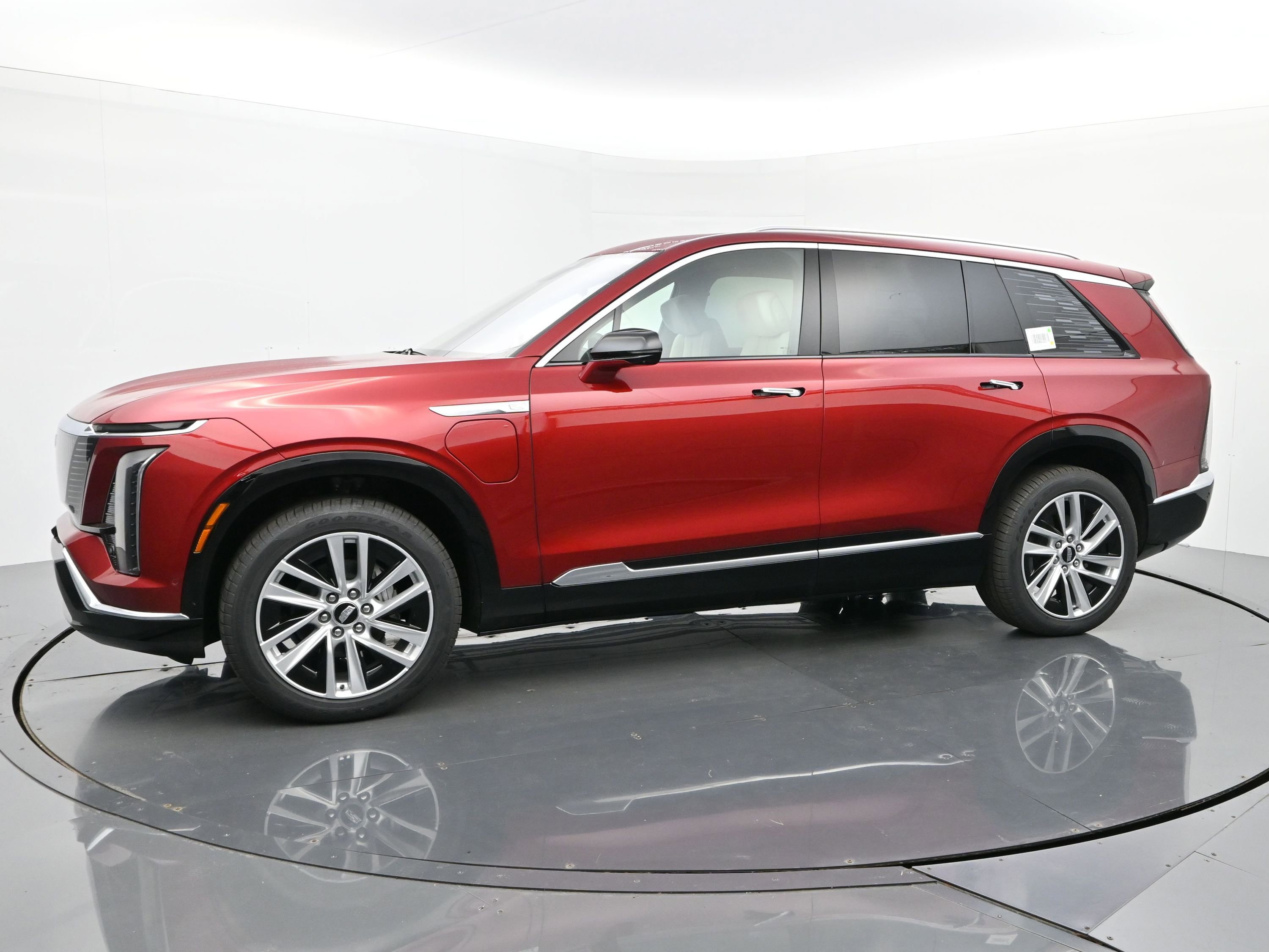 New 2026 Cadillac Vistiq Luxury image 2