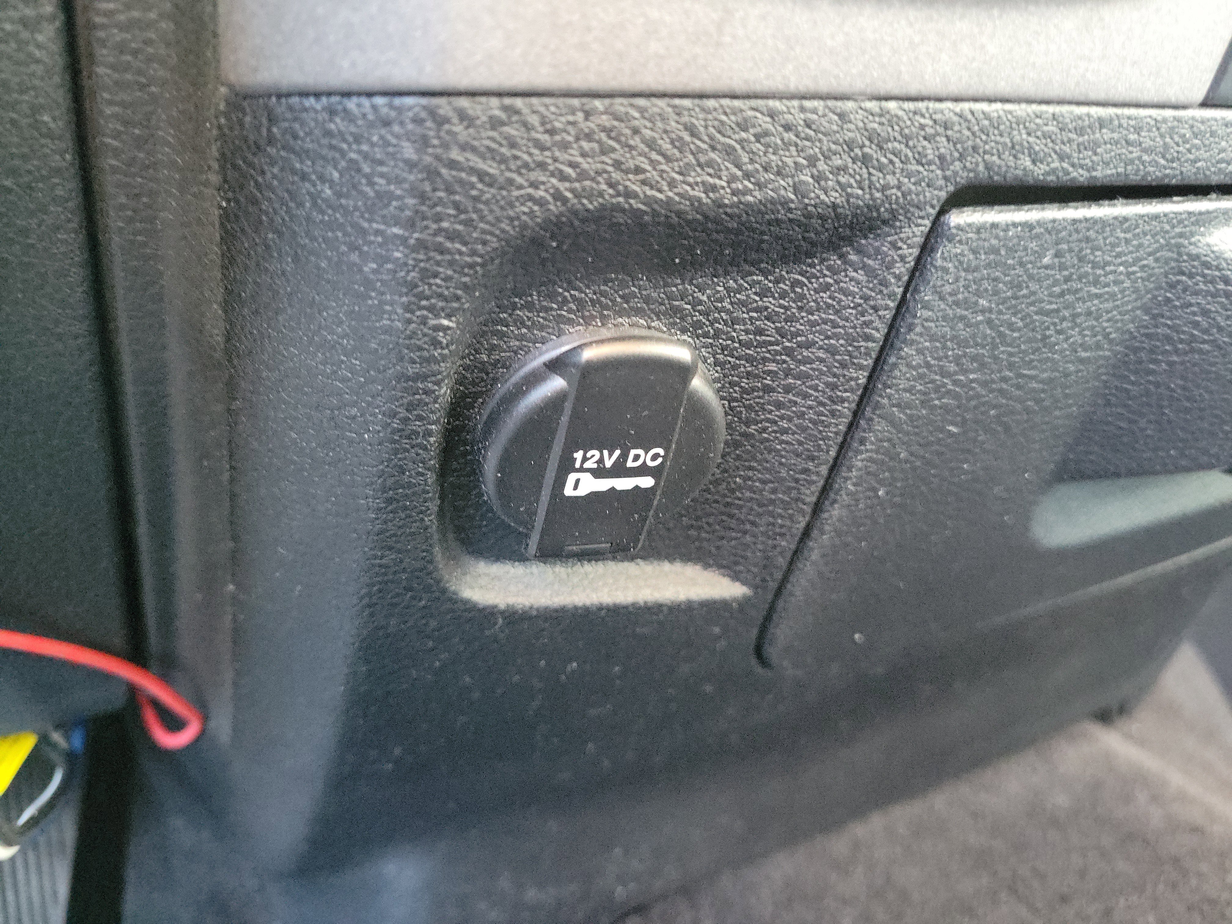 Used 2016 RAM 1500 Express image 24