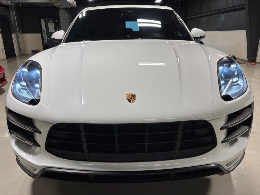 Used 2017 Porsche Macan Turbo image 19