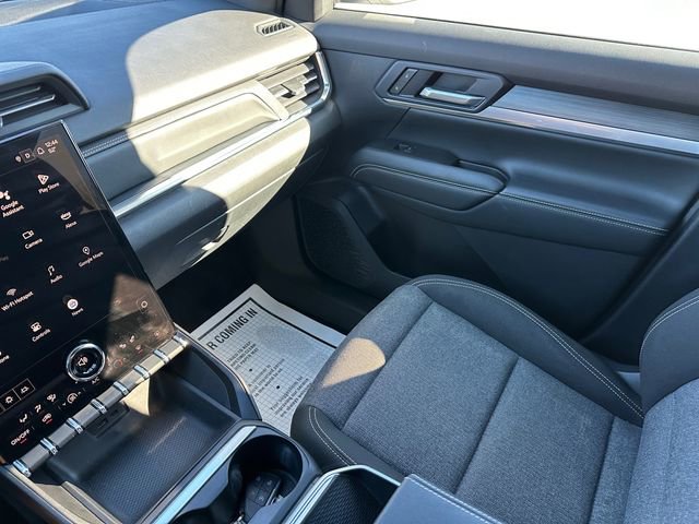 Used 2025 GMC Terrain Elevation image 28