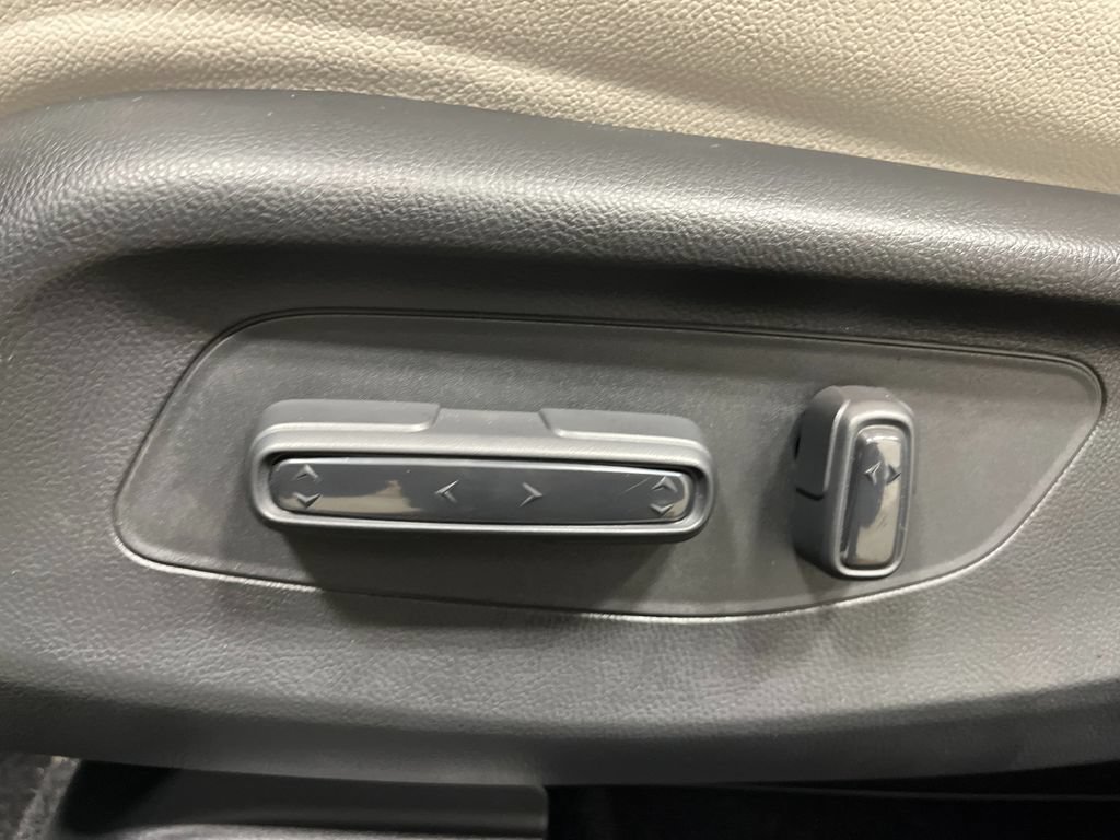 New 2027 Honda HR-V EX-L image 10
