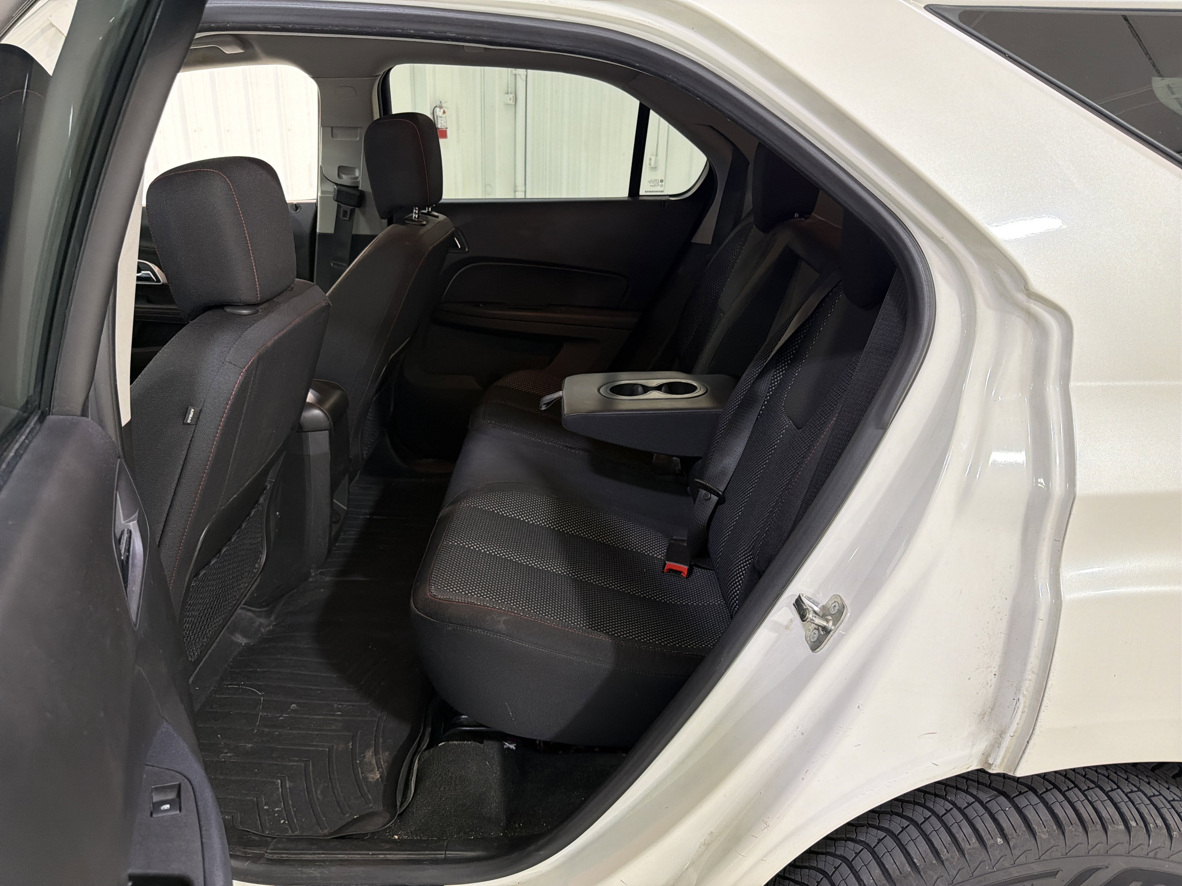 Used 2014 Chevrolet Equinox LT image 12