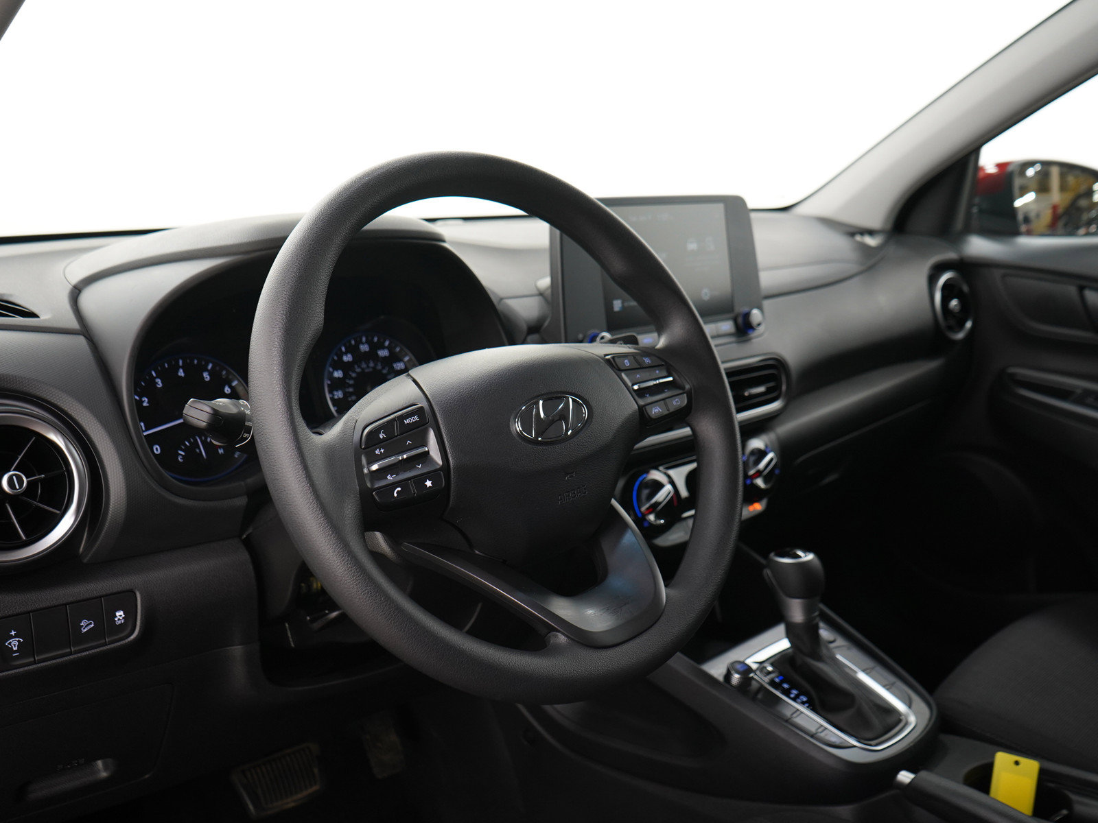 Used 2023 Hyundai Kona SEL w/ Cargo Package AWD/4WD image 24