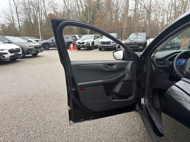 Used 2023 Ford Escape Active image 25