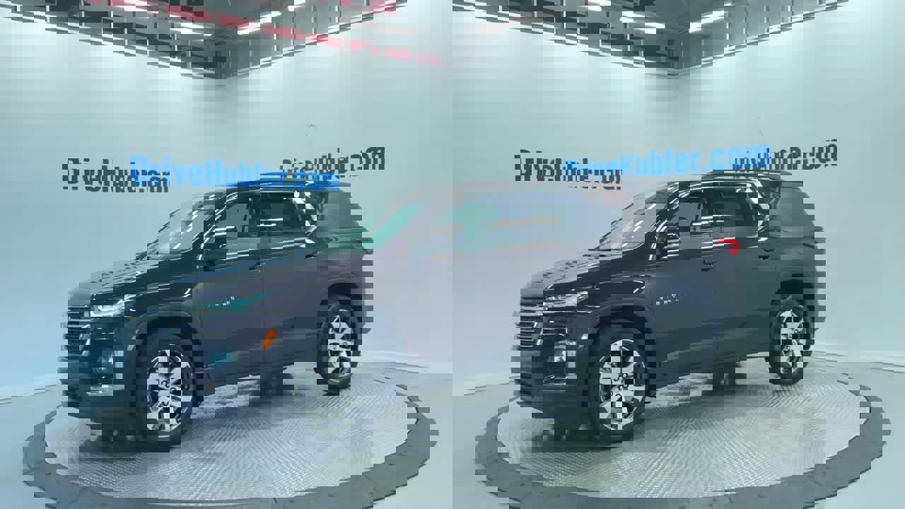 Used 2023 Chevrolet Traverse LT w/ LT Premium Package image 7