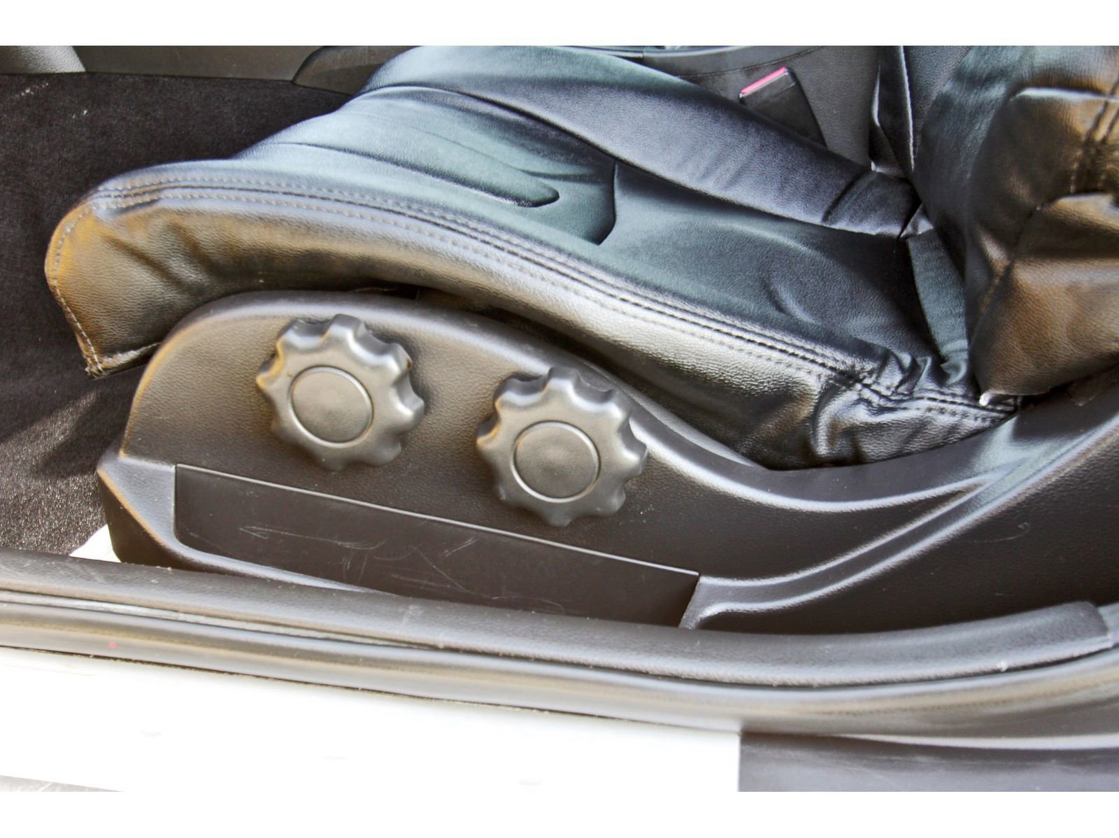 Used 2005 Nissan 350Z Grand Touring image 25