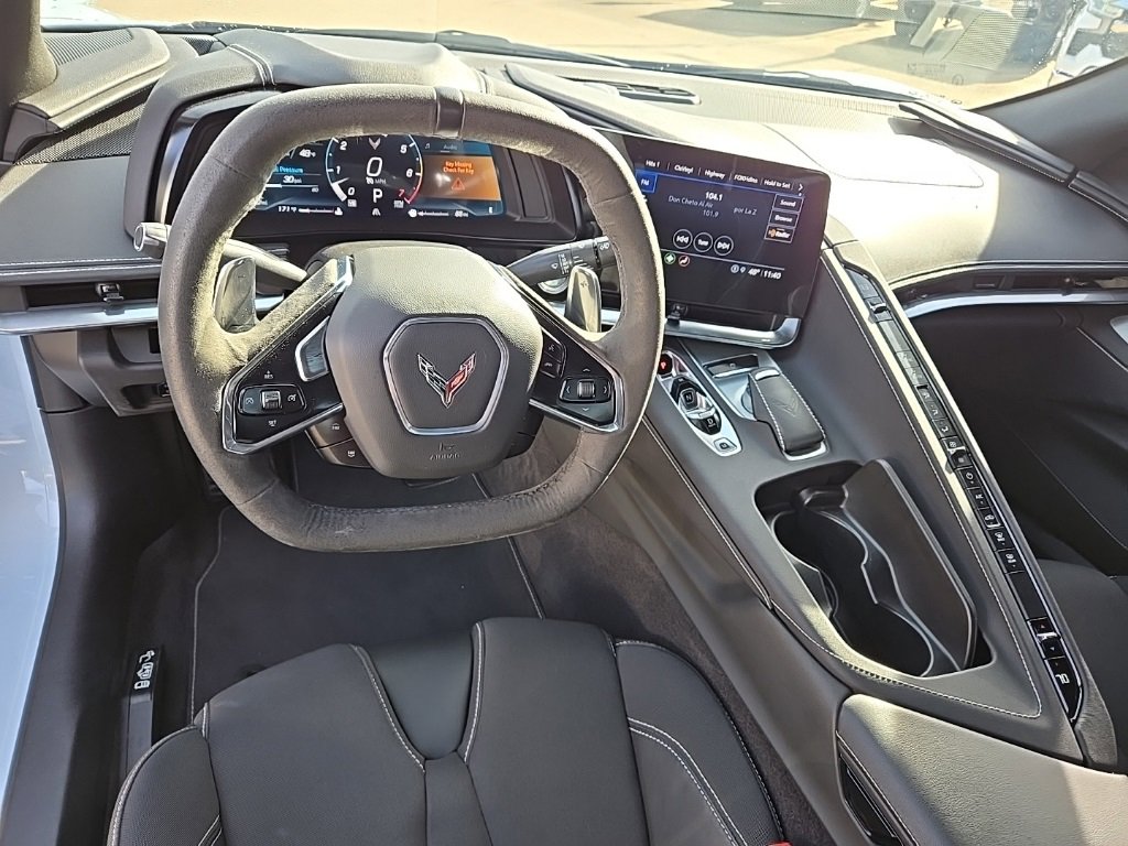 Used 2023 Chevrolet Corvette Stingray Coupe w/ Z51 Performance Package image 15