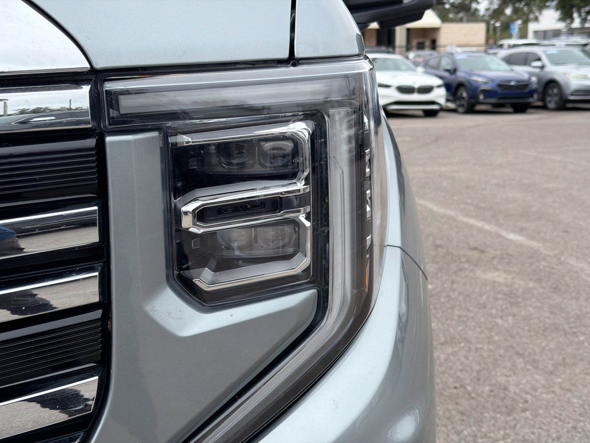 Used 2025 GMC Sierra 1500 SLT image 9