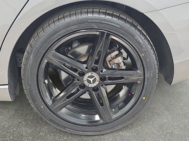 Used 2021 Mercedes-Benz A 220 4MATIC image 33