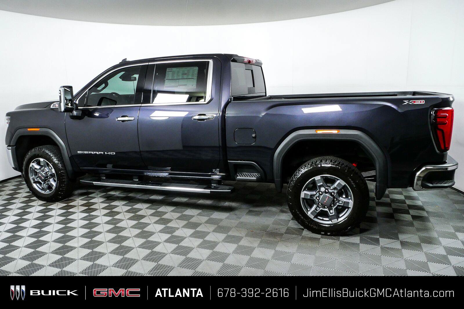 New 2026 GMC Sierra 2500 SLT w/ SLT Premium Package AWD/4WD image 30
