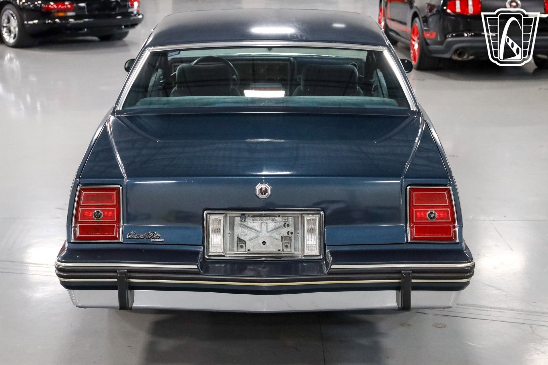 Used 1987 Pontiac Grand Prix LE image 28