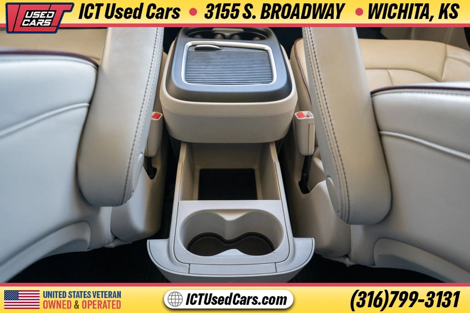 Used 2020 Chrysler Pacifica Limited FWD image 27