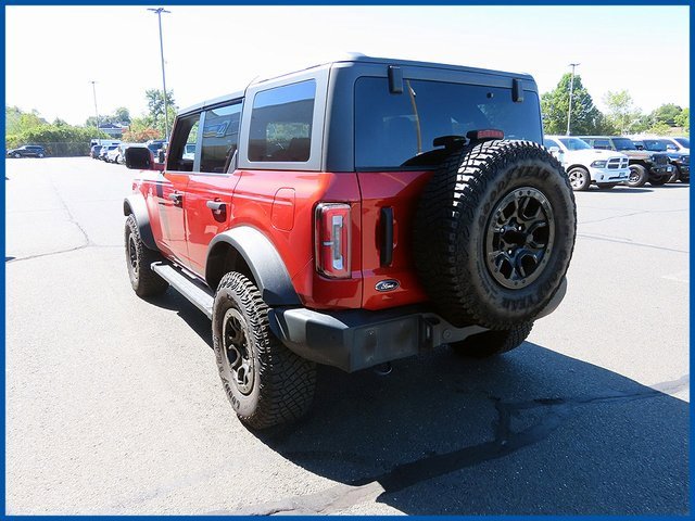 Used 2023 Ford Bronco Wildtrak image 5