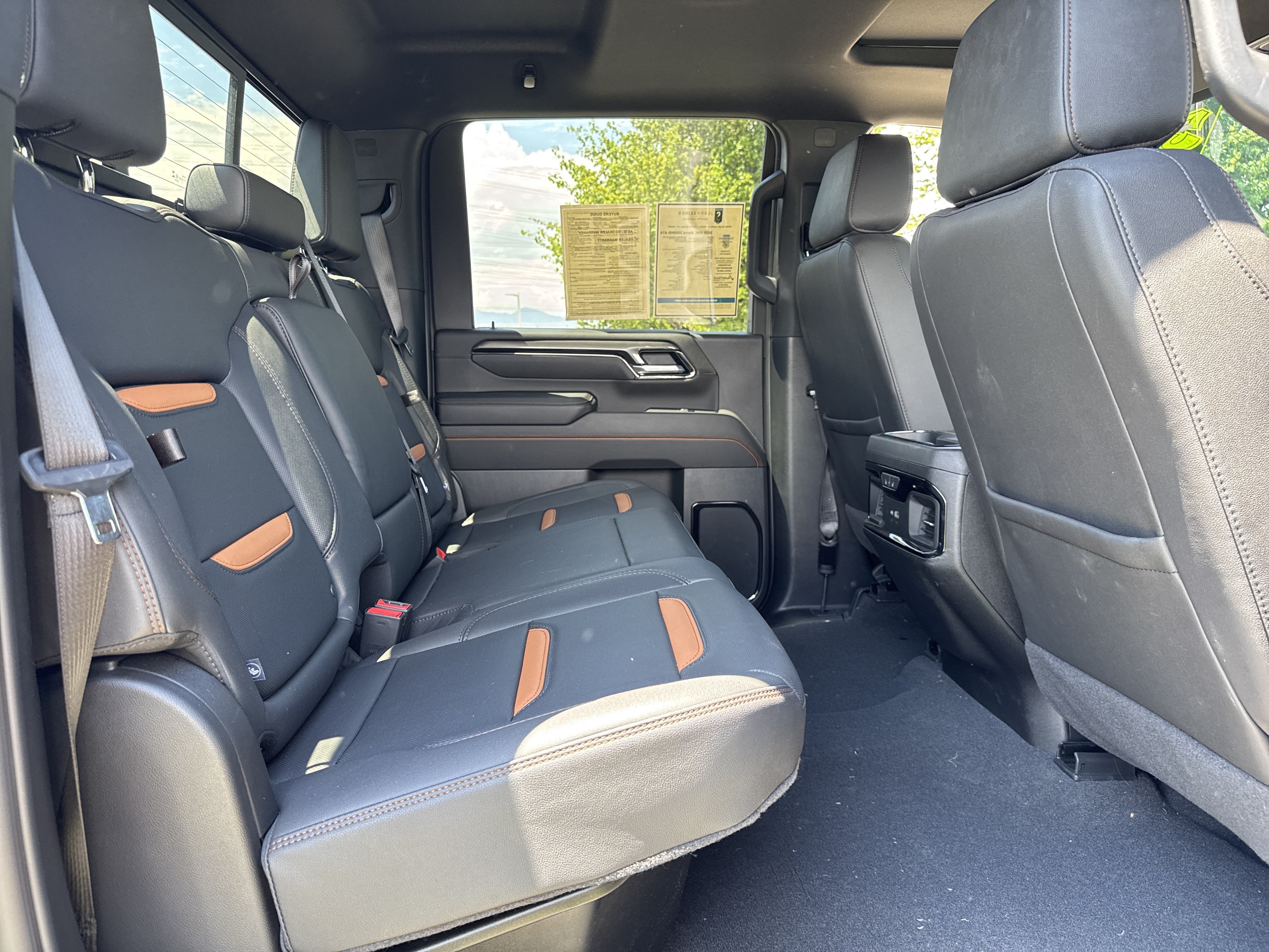 Used 2025 GMC Sierra 3500 AT4 w/ AT4 Premium Plus Package AWD/4WD image 24
